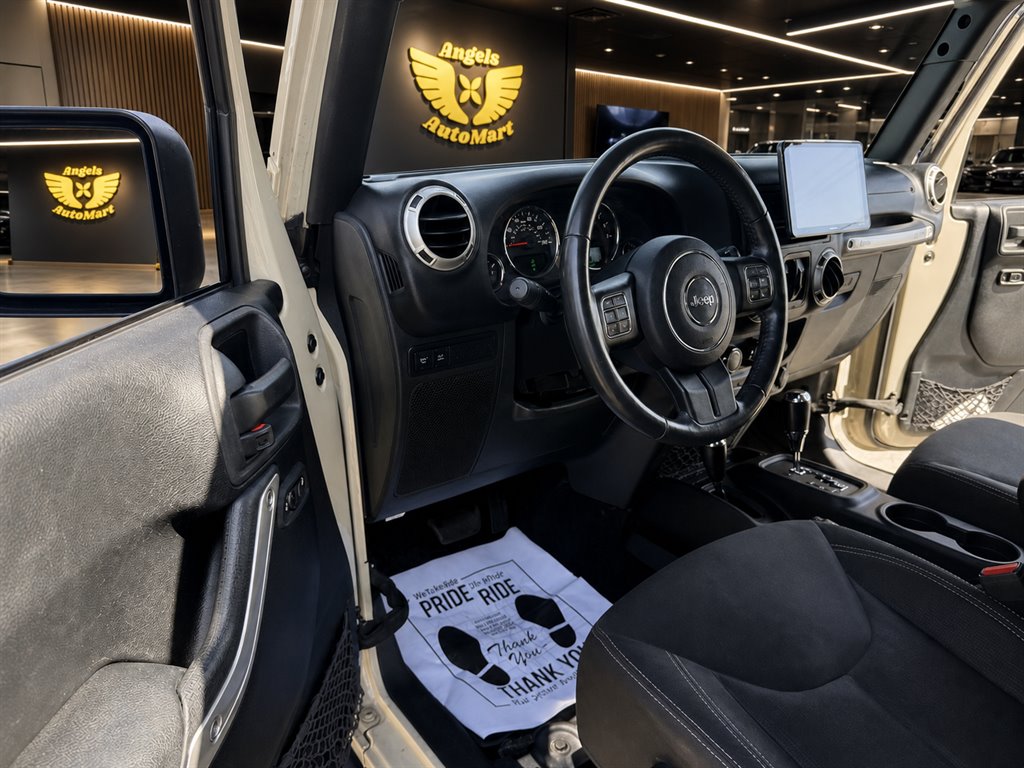 2016 Jeep Wrangler Unlimited Rubicon - Photo 25