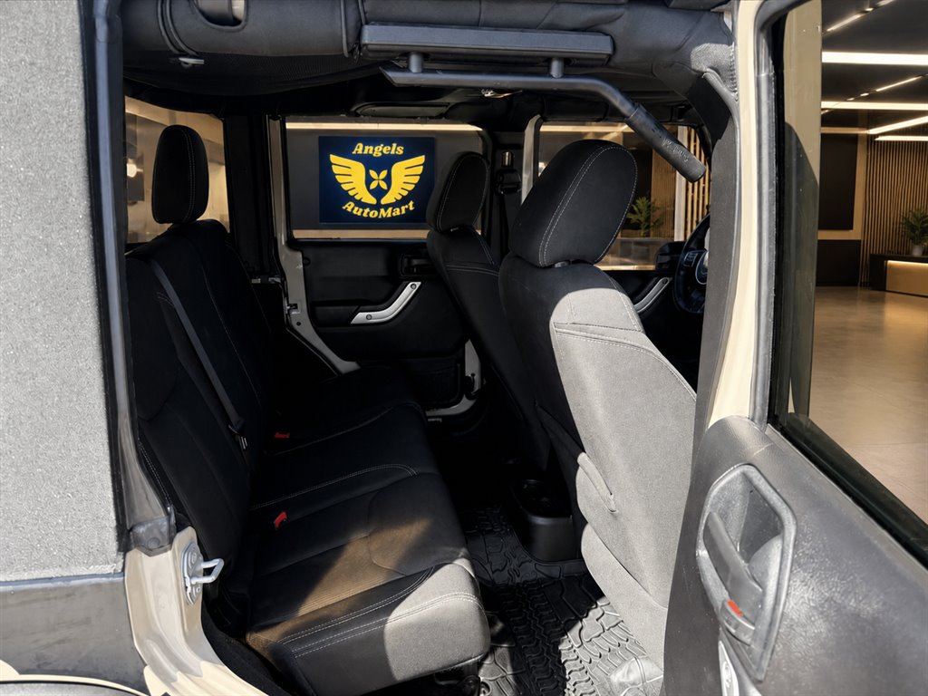 2016 Jeep Wrangler Unlimited Rubicon - Photo 14