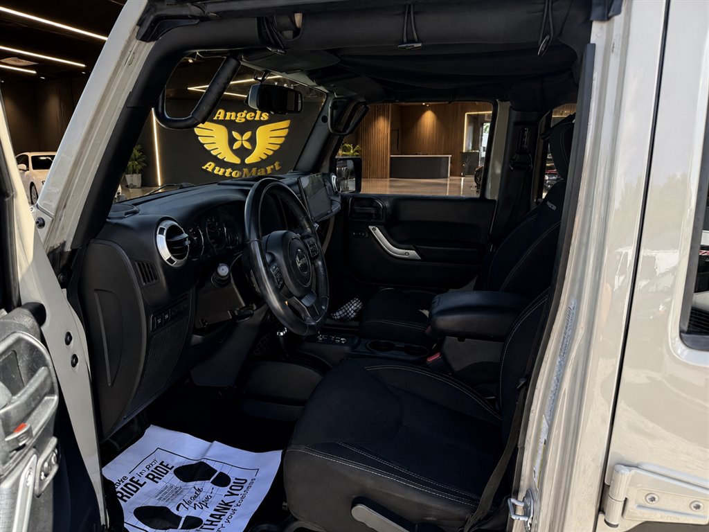 2016 Jeep Wrangler Unlimited Rubicon - Photo 15