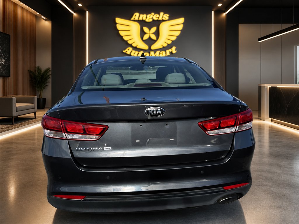 2017 Kia Optima LX - Photo 6