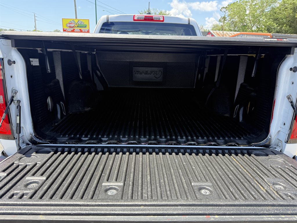 2016 Chevrolet Colorado Work Truck - Photo 11