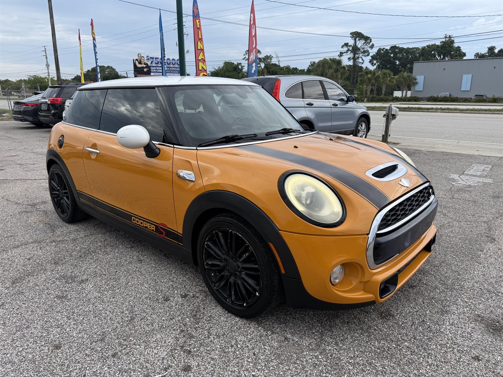 2015 MINI Cooper S's photo